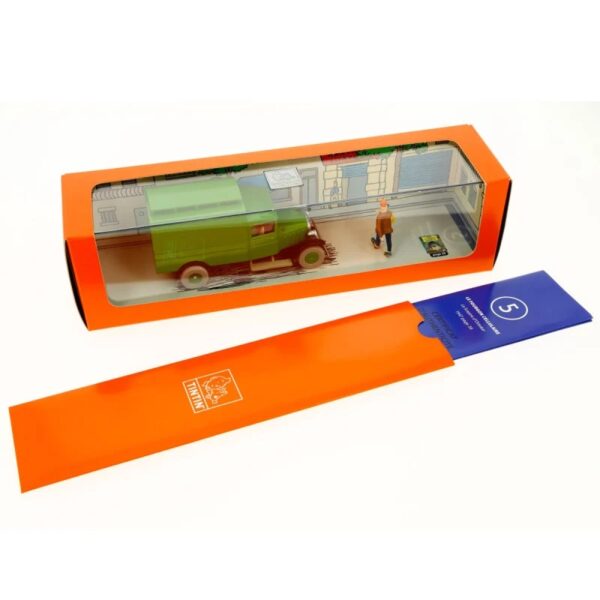 Tintin Car #5 1/43 Scale Prison Van (from King Ottokar's Sceptre) (2008) - Image 3
