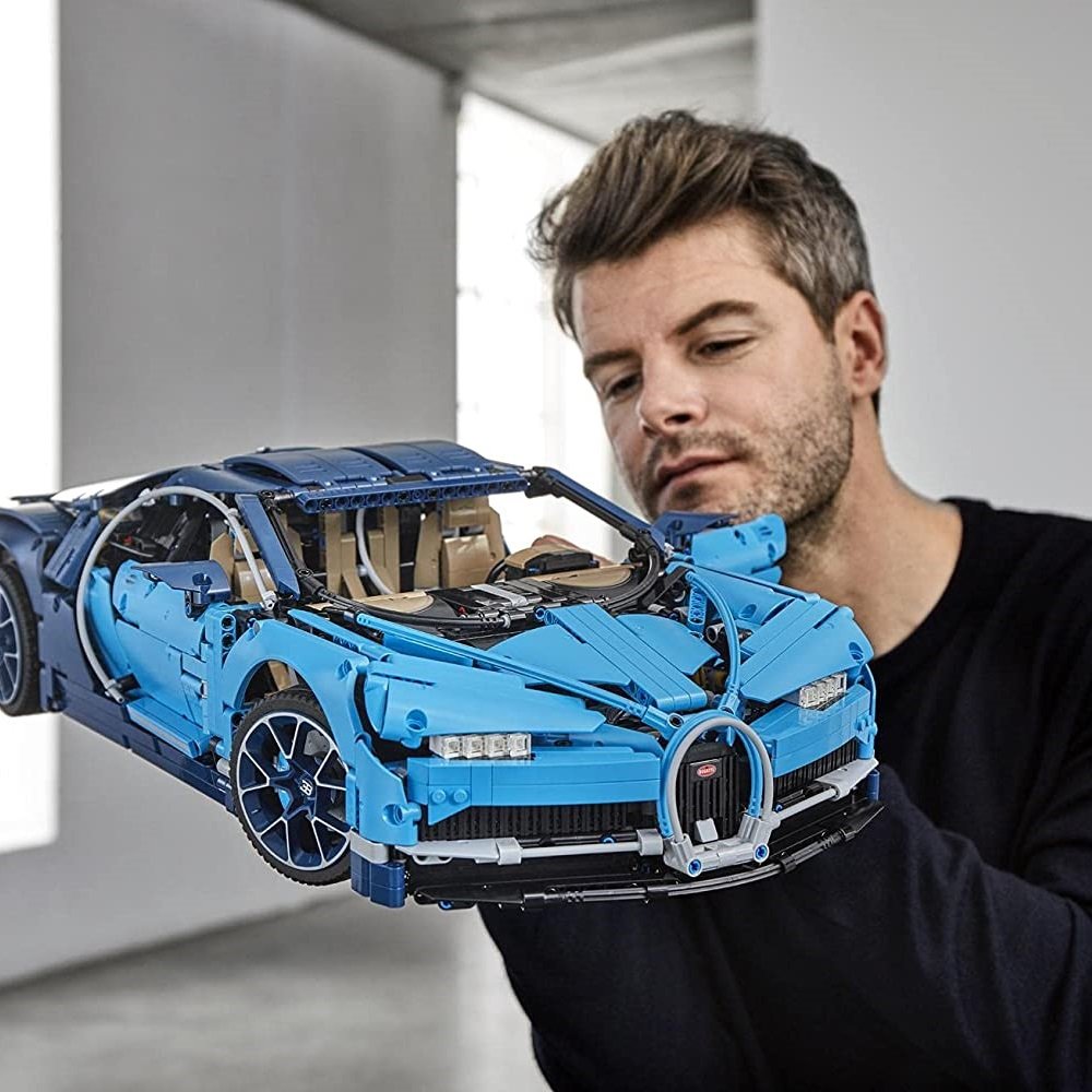 LEGO Bugatti Chiron: how was the 3,599-piece model designed?