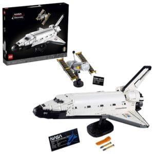 Lego 10283 Nasa Space Shuttle Discovery for 18+ Years (2354 Pieces)