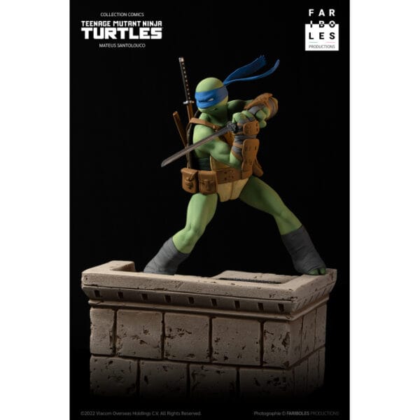 Teenage Mutant Ninja Turtle Leonardo Resin Figure 30 cms by Fariboles France