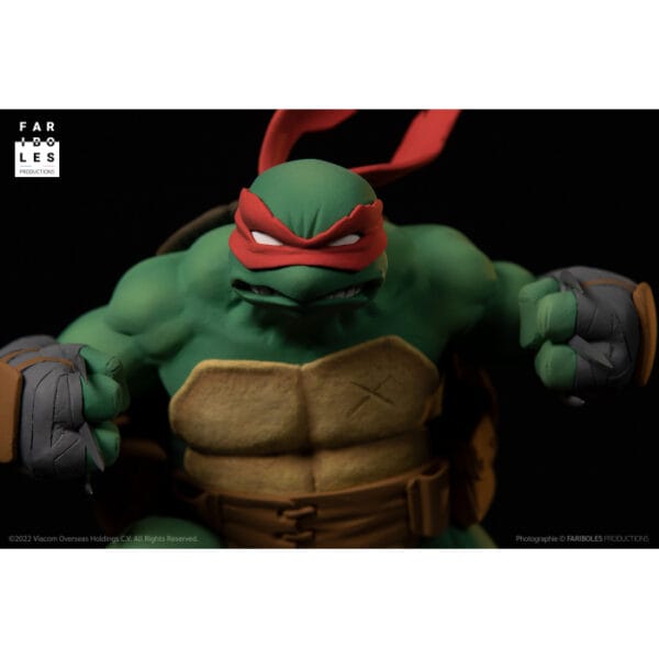 Teenage Mutant Ninja Turtle Raphael Resin Figure 30 cms by Fariboles France