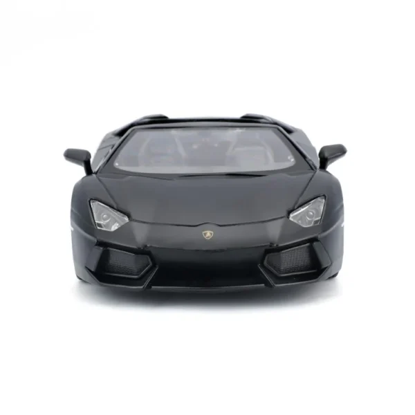 Maisto 1/24 Scale Lamborghini Aventador Roadster (Black) Diecast Car Model for 14+ Years - Image 5