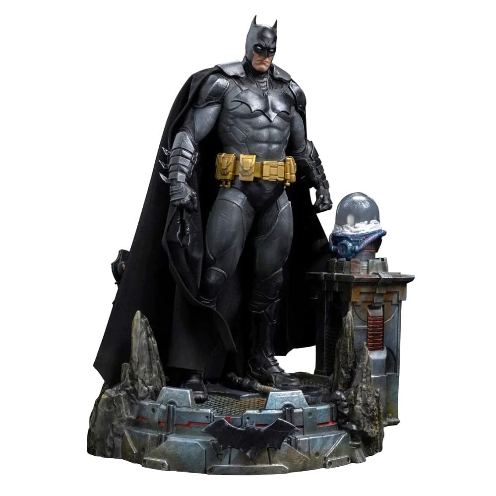 Iron Studios 1/10 Scale Batman Unleashed Deluxe DC Comics Statue for ...