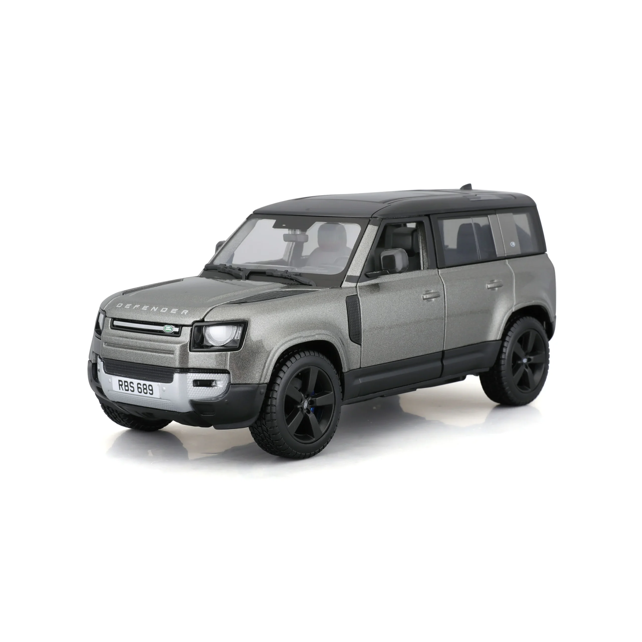 Bburago 1/24 Scale 2022 Land Rover Defender 110 Diecast Car Model for 14+ Year (Grey) - Image 2