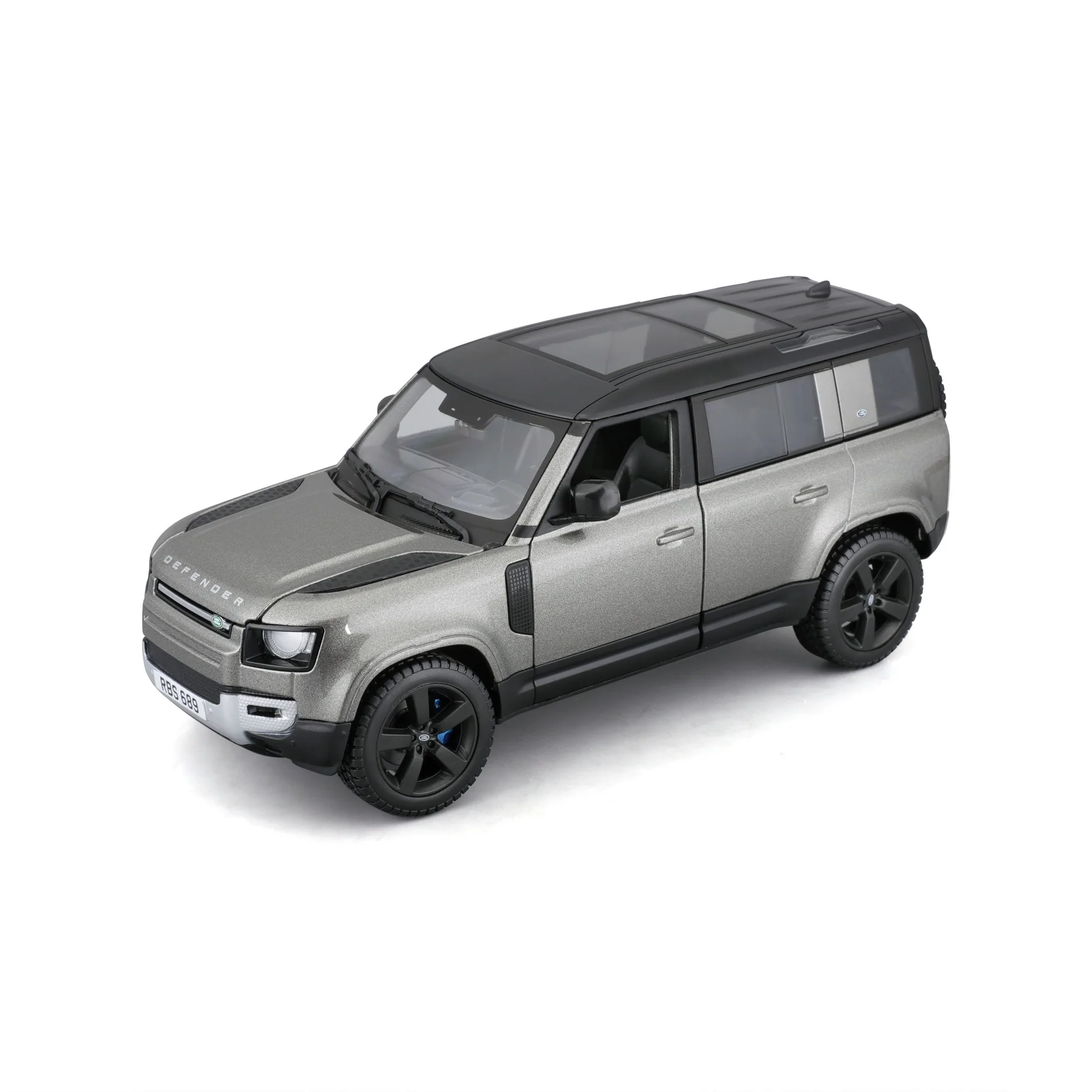 Bburago 1/24 Scale 2022 Land Rover Defender 110 Diecast Car Model for 14+ Year (Grey) - Image 3