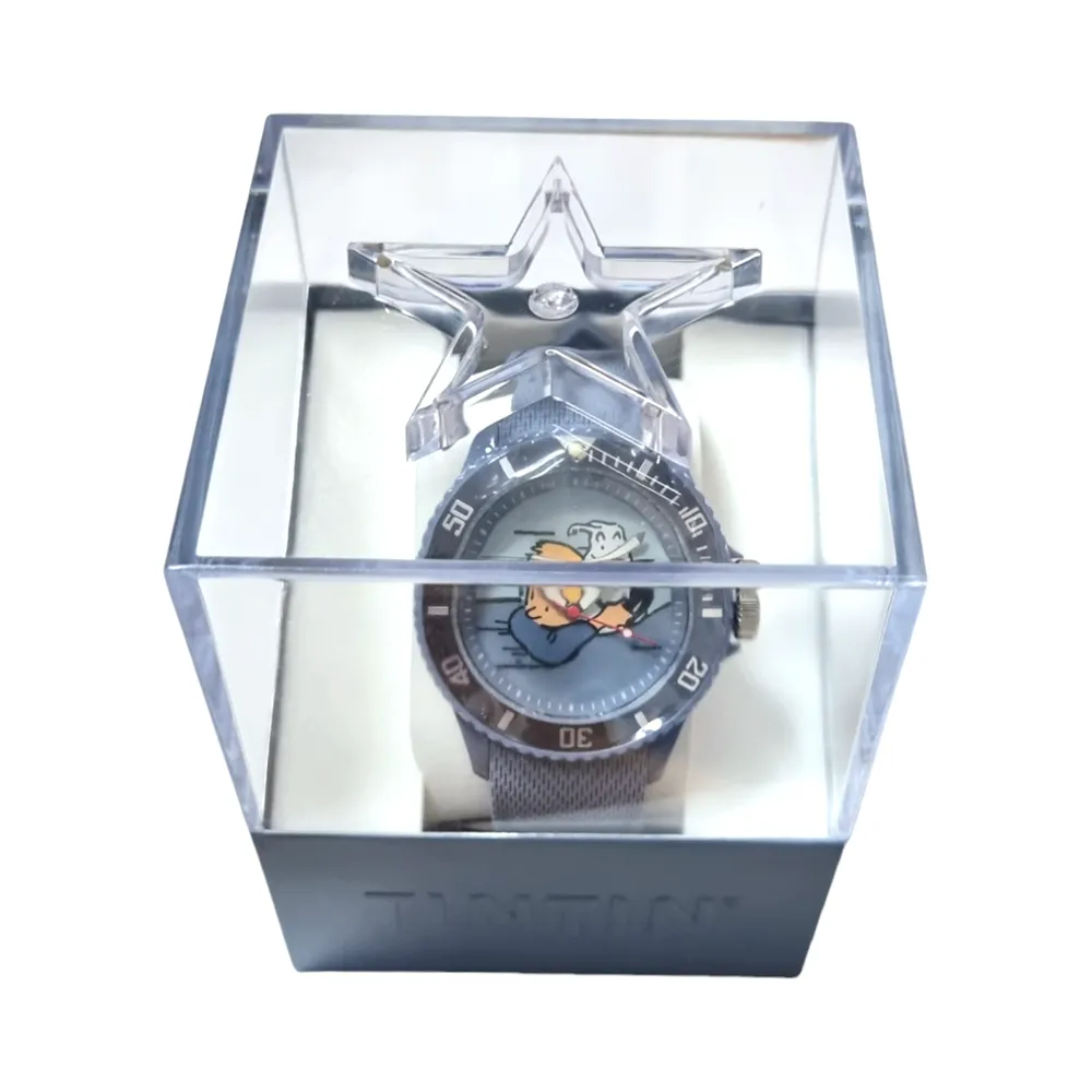 Tintin and Snowy Watch - Tintin in the Land of the Soviets (Medium) Ref 82429 - Image 6