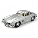 Bburago 1/24 Scale 1954 Mercedes-Benz 300 SL Diecast Car Model