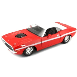 Maisto 1/24 Scale 1970 Dodge Challenger R/T Coupe Diecast Car Model for 14+ Years