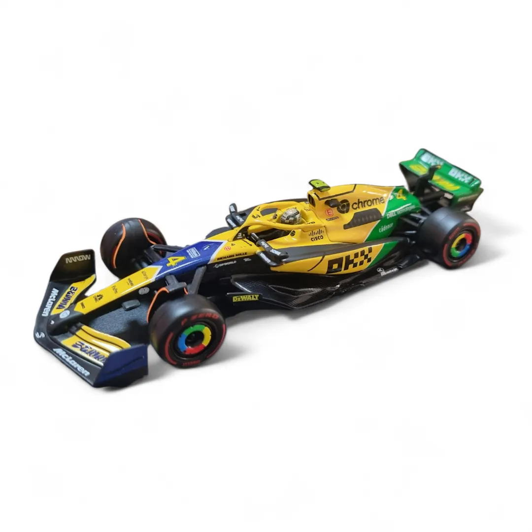bburago 1:43 mclaren f1 senna lando norris model