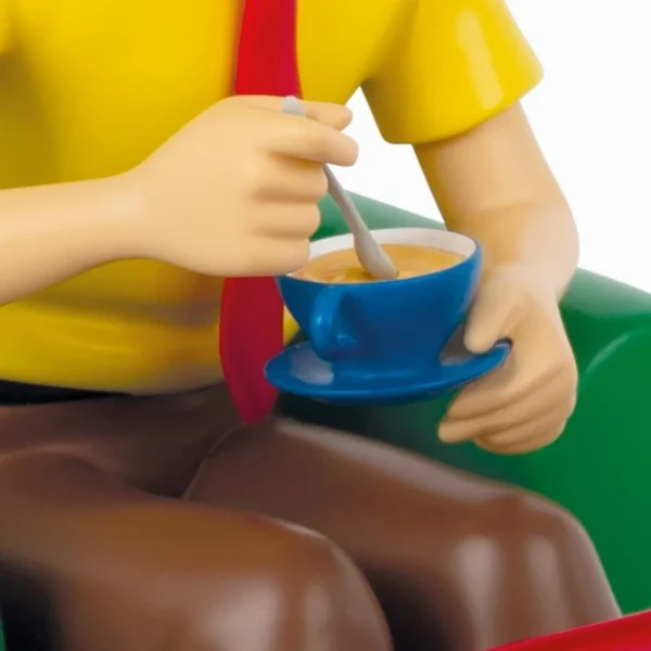 Tintin Resin Statue - Tintin having Tea (Height 18 cms) - Image 4