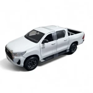 Maisto 1:27 Scale Toyota Hilux Diecast Car Model for Collectors 14+ Years (White)