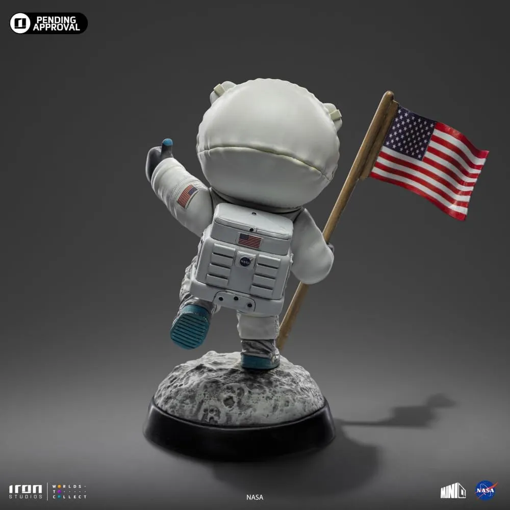 Iron Studios Minico NASA Apollo 11 Astronaut Figure - Limited Edition Collectible - Image 5