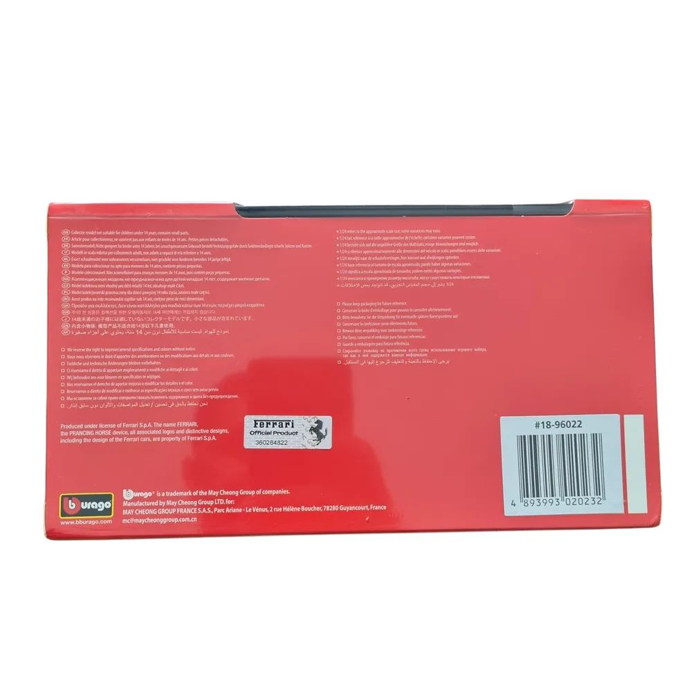 Bburago 1:24 Scale Laferrari Aperta Diecast Car Model for Collectors 14+ Years (Plex Case Version) - Image 4