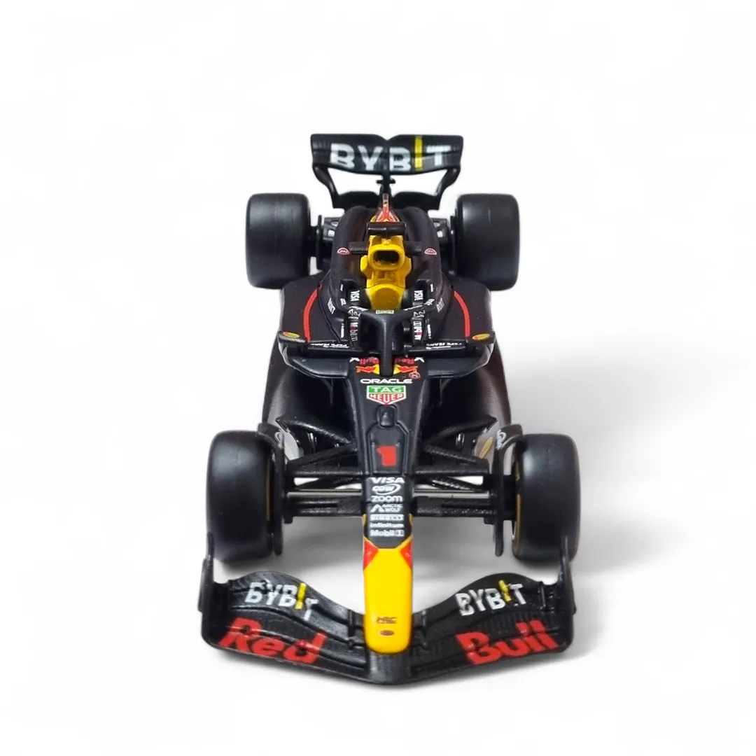 Bburago 1:43 Scale Oracle Red Bull Racing RB20 Formula 1 Car Model #1 Max Verstappen 38097V - Image 5