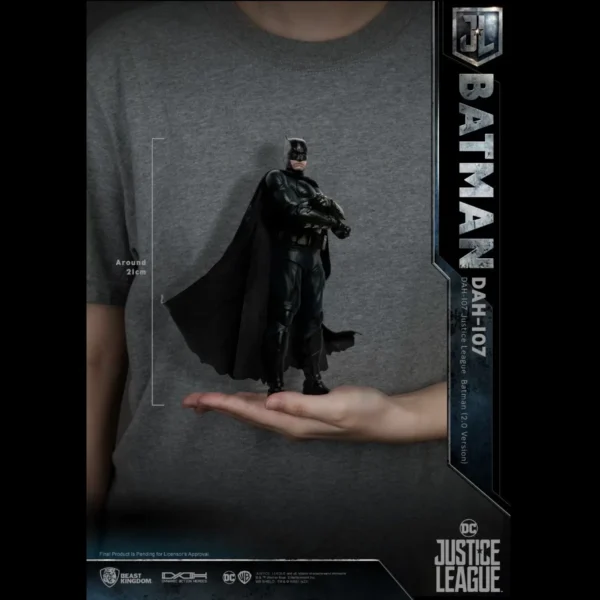 Beast Kingdom 1/9 Scale Justice League Batman Action Figure for Collectors 15+ Years (DAH-107) - Image 9