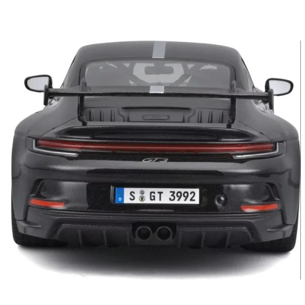 Maisto 1:18 Scale Porsche 911 GT3 Diecast Car Model for Collectors 14+ (Black) - Image 5