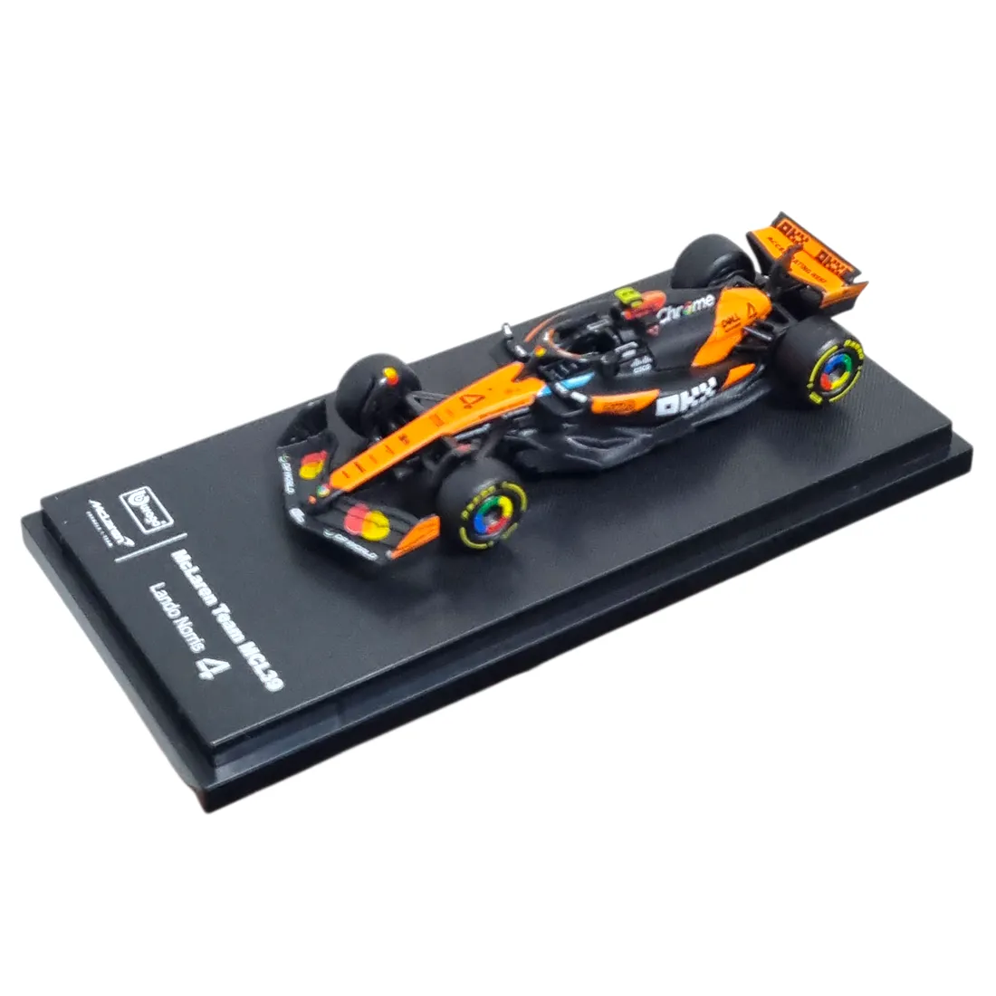 Bburago 1/64 Scale Mclaren MCL39 Australian GP 2025 Formula 1 Model #4 Lando Norris - Image 4
