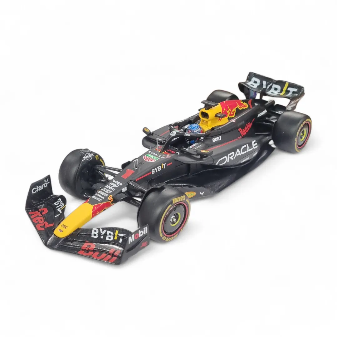 bburago 1:24 scale 2024 redbull formula 1 model max verstappen