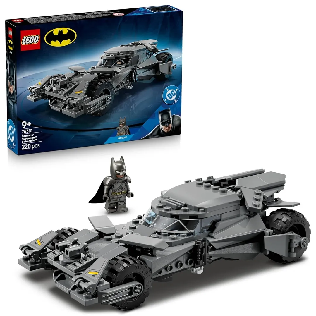 LEGO 76331 DC Batman Batman v Superman Batmobile