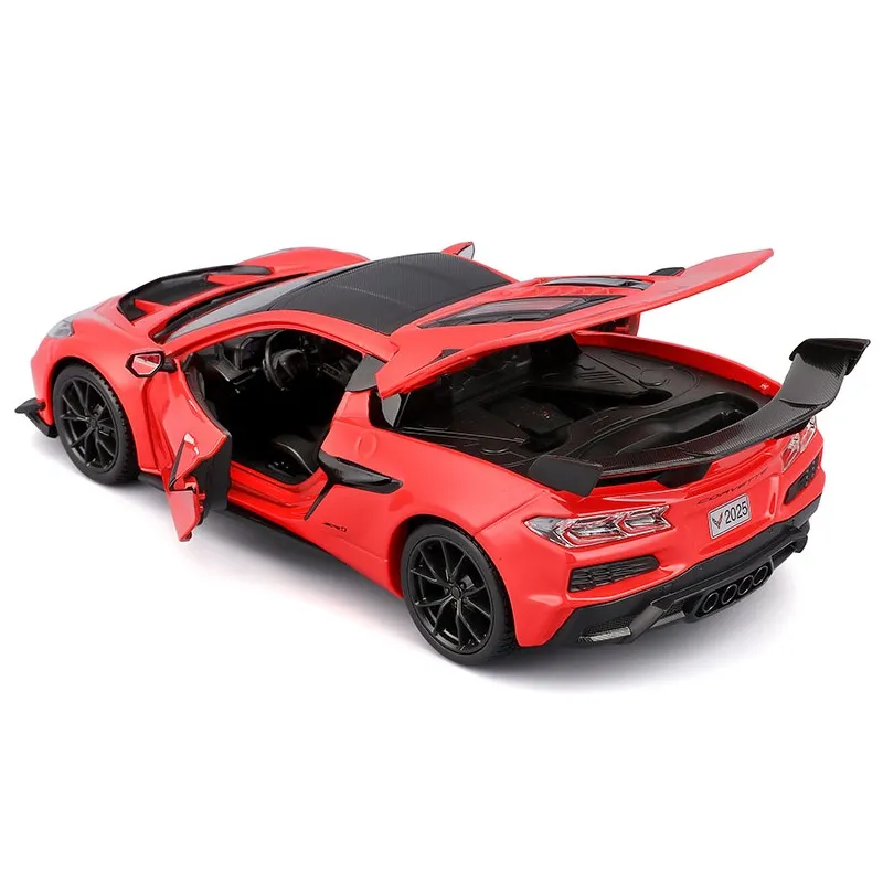 Maisto 1/24 Scale Corvette ZR1 Coupe Diecast Model for 14+ Years (with Plex Case) Red - Image 3