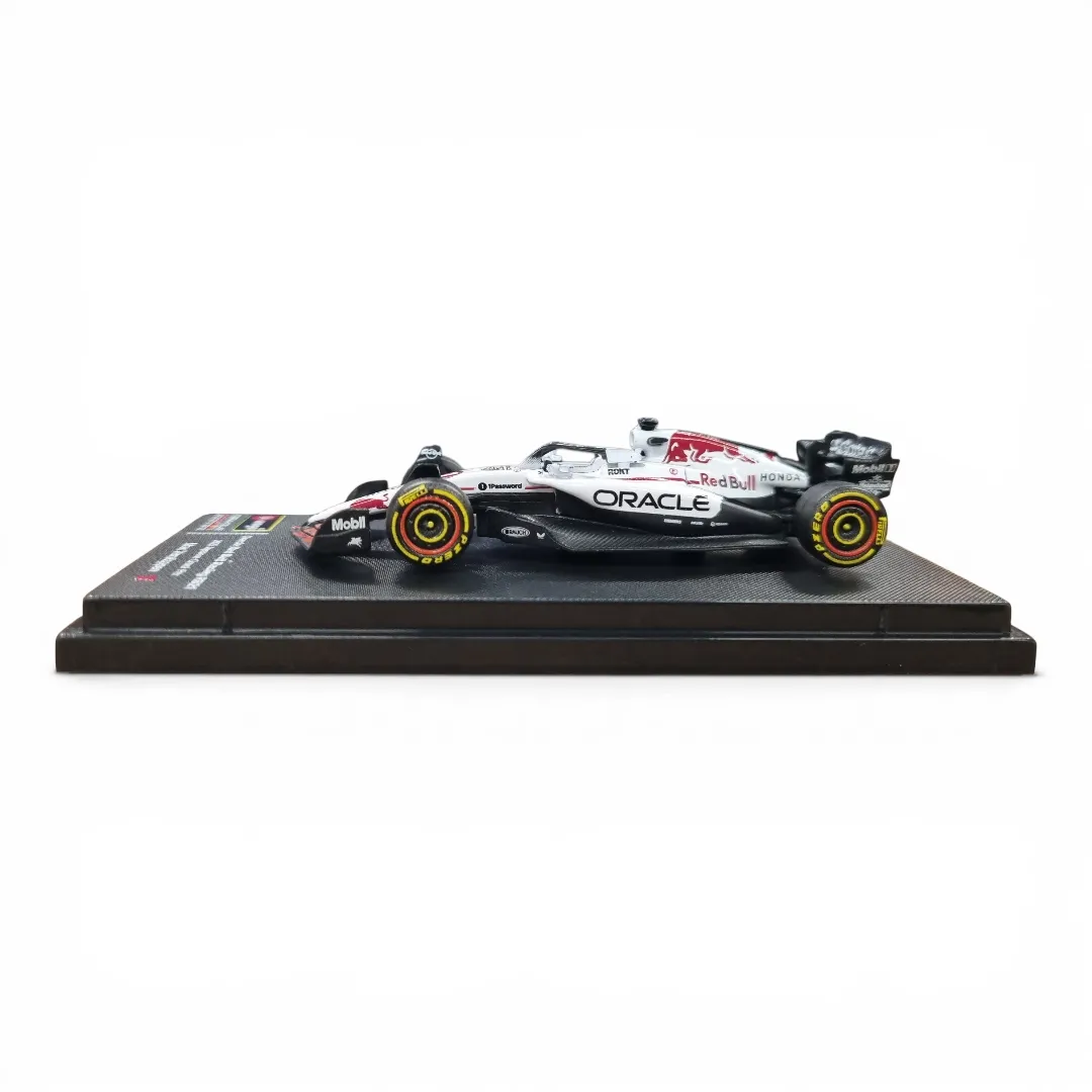 Bburago 1/64 Scale Oracle Red Bull Racing RB21 F1 Model #1 Max Verstappen - 2025 Japanese Grand Prix - Image 3