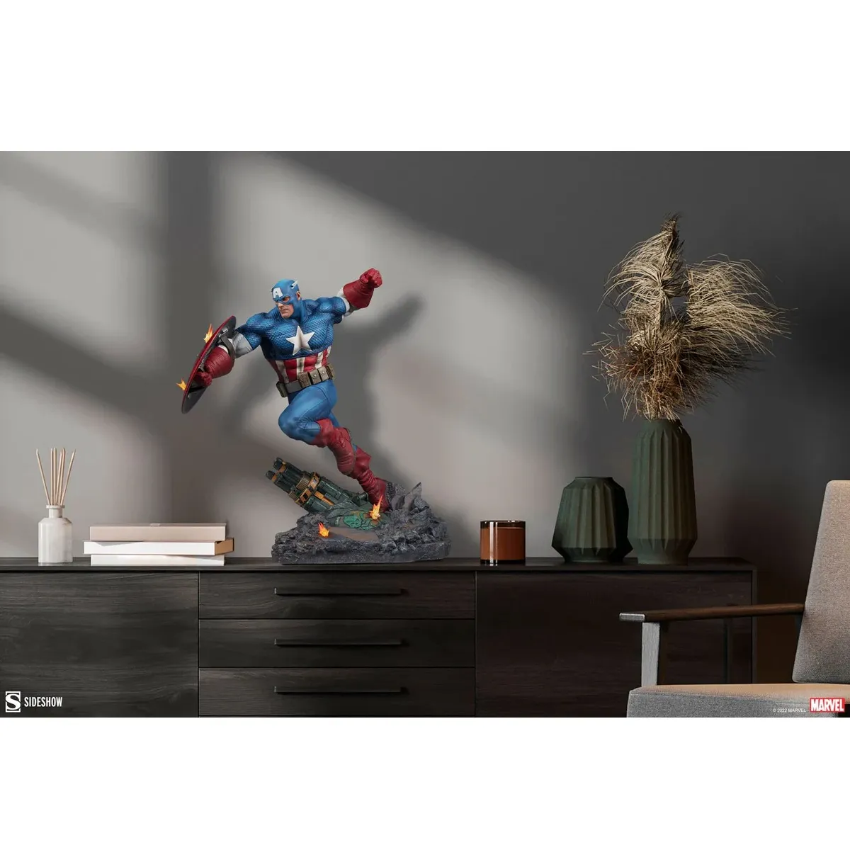 Captain America Premium Format Statue By Sideshow Collectibles (Without Box) Height 53 cms - Image 3