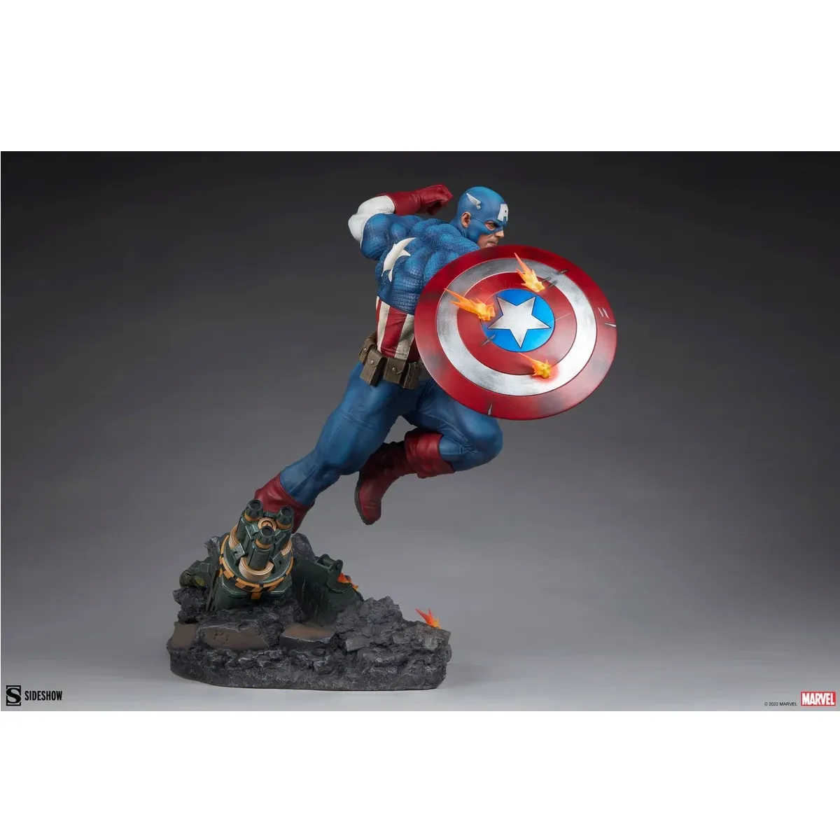 Captain America Premium Format Statue By Sideshow Collectibles (Without Box) Height 53 cms - Image 4