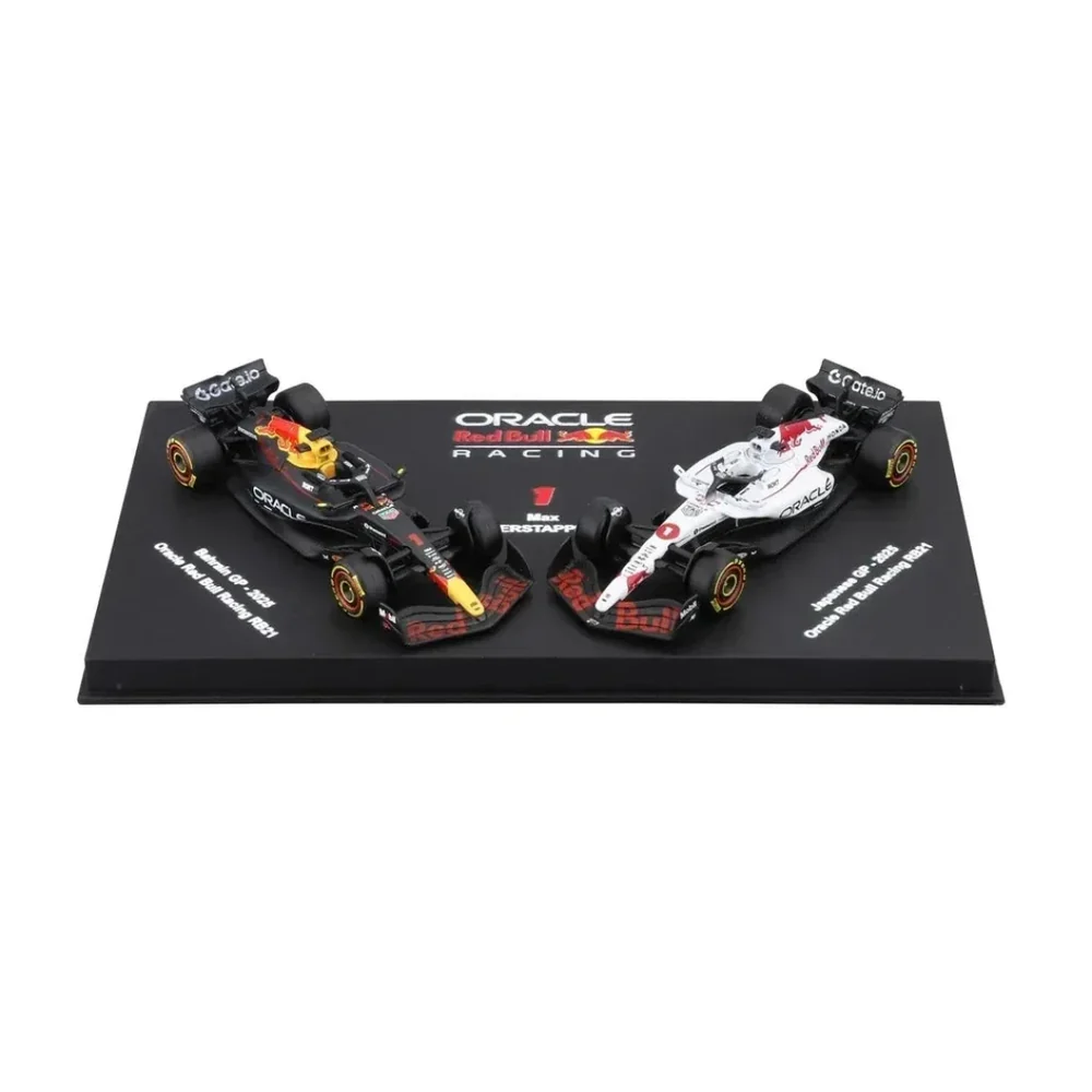 Bburago 1/64 Scale 2025 Red Bull RB21 #1 Max Verstappen Formula 1 Model Twin Pack (Acrylic Case) - Image 2